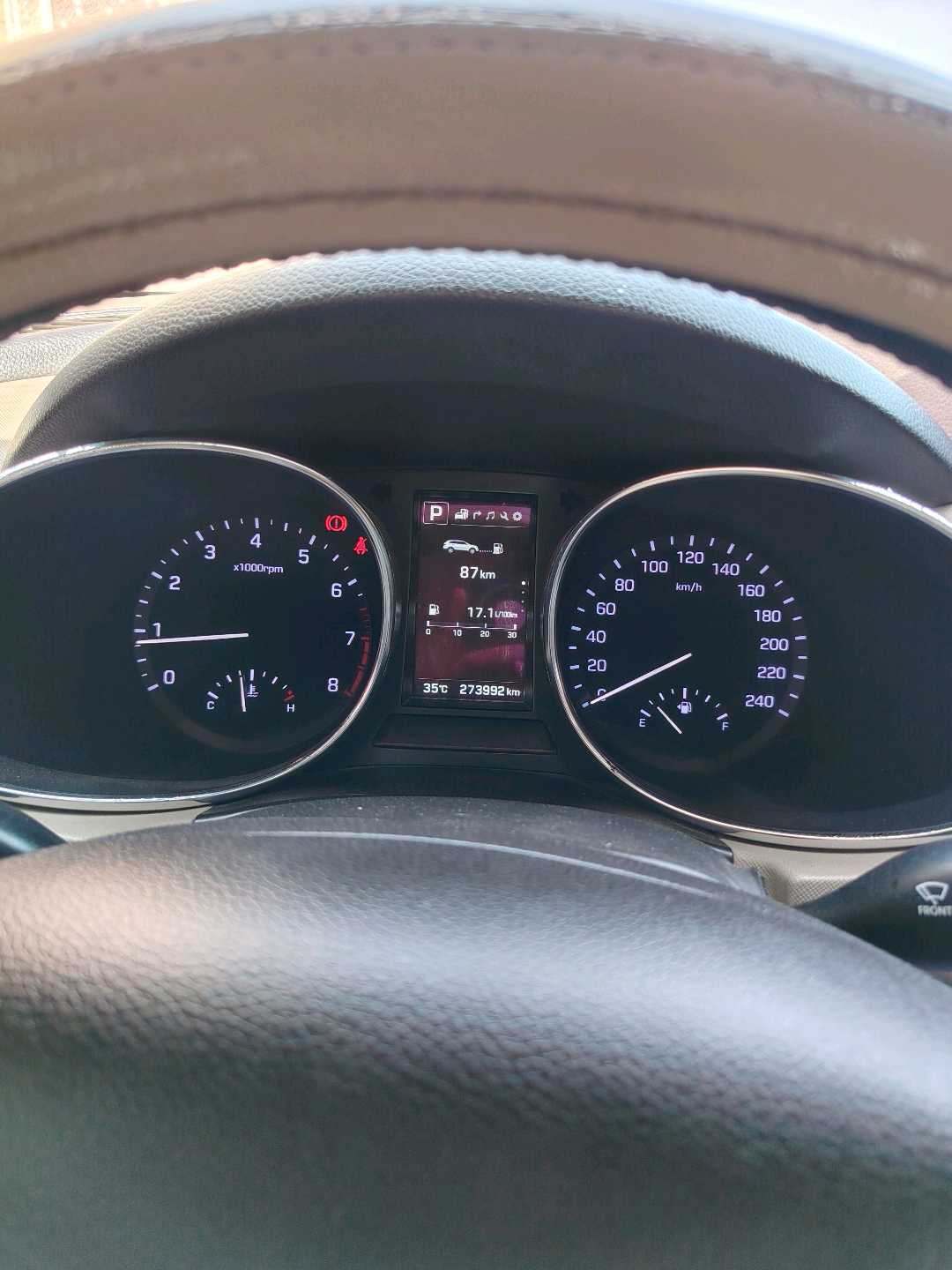 Car Image 2017 HYUNDAI SANTA FE Limited