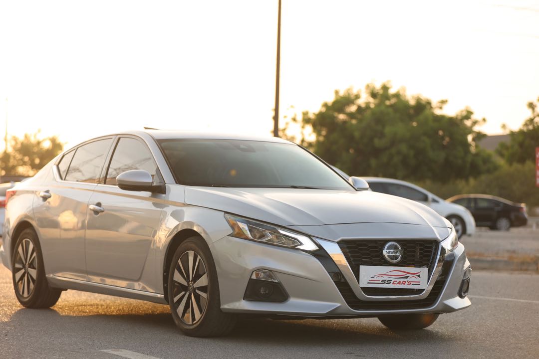 Car Image 2019 NISSAN ALTIMA SL