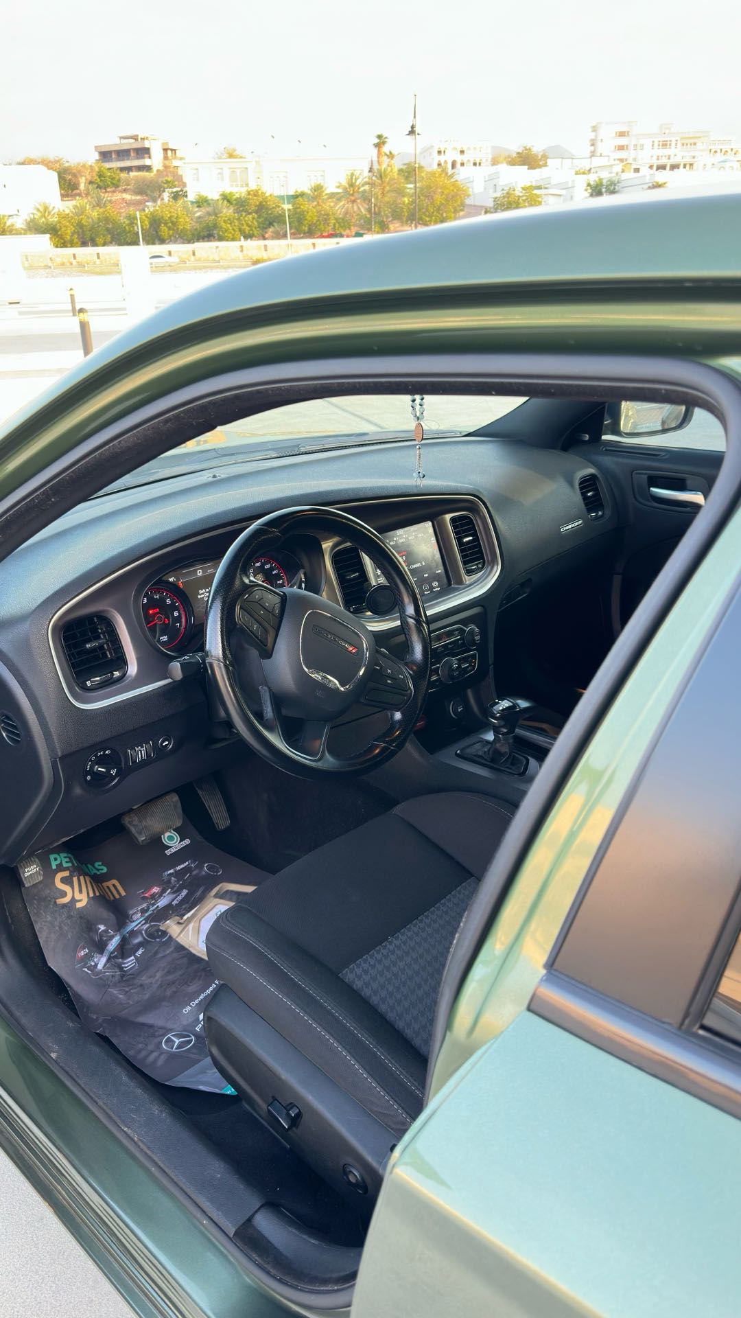 Car Image 2020 DODGE CHARGER R/T