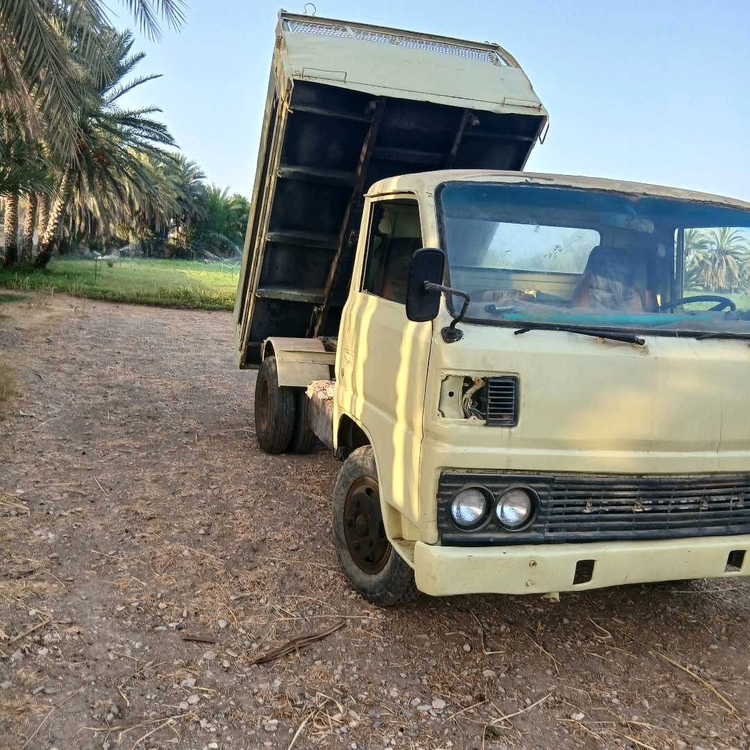 Car Image 1984 MITSUBISHI FUSO 