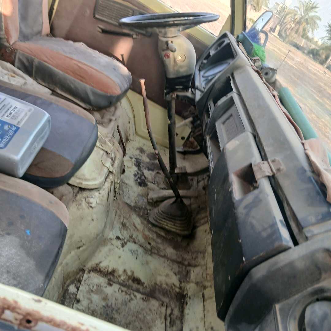 Car Image 1984 MITSUBISHI FUSO 