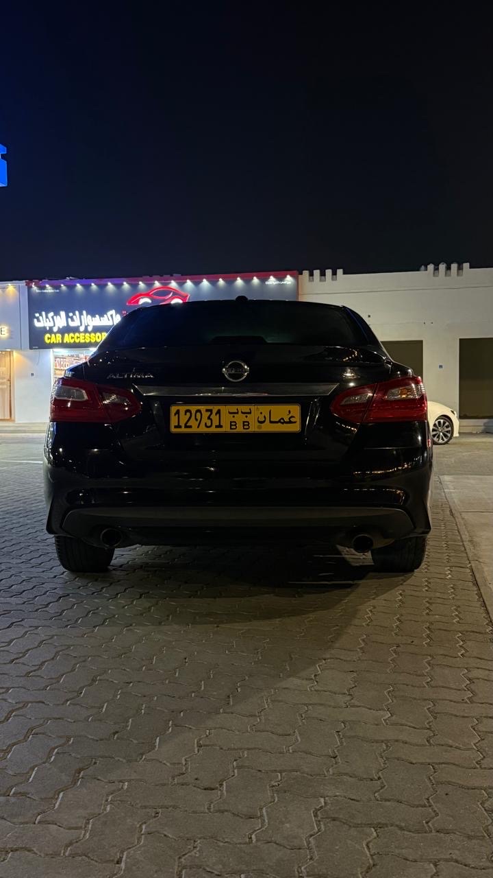 Car Image 2018 NISSAN ALTIMA SL