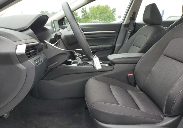 Car Image 2023 NISSAN ALTIMA SV