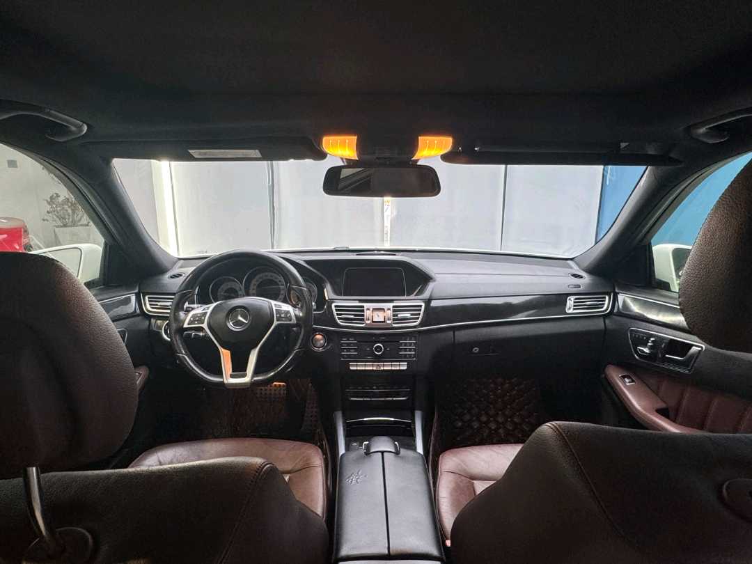 Car Image 2014 MERCEDES E Class 300