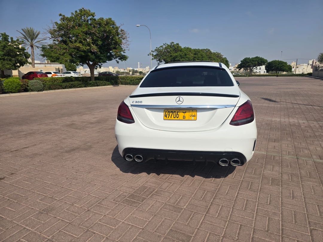 Car Image 2018 MERCEDES C Class 300