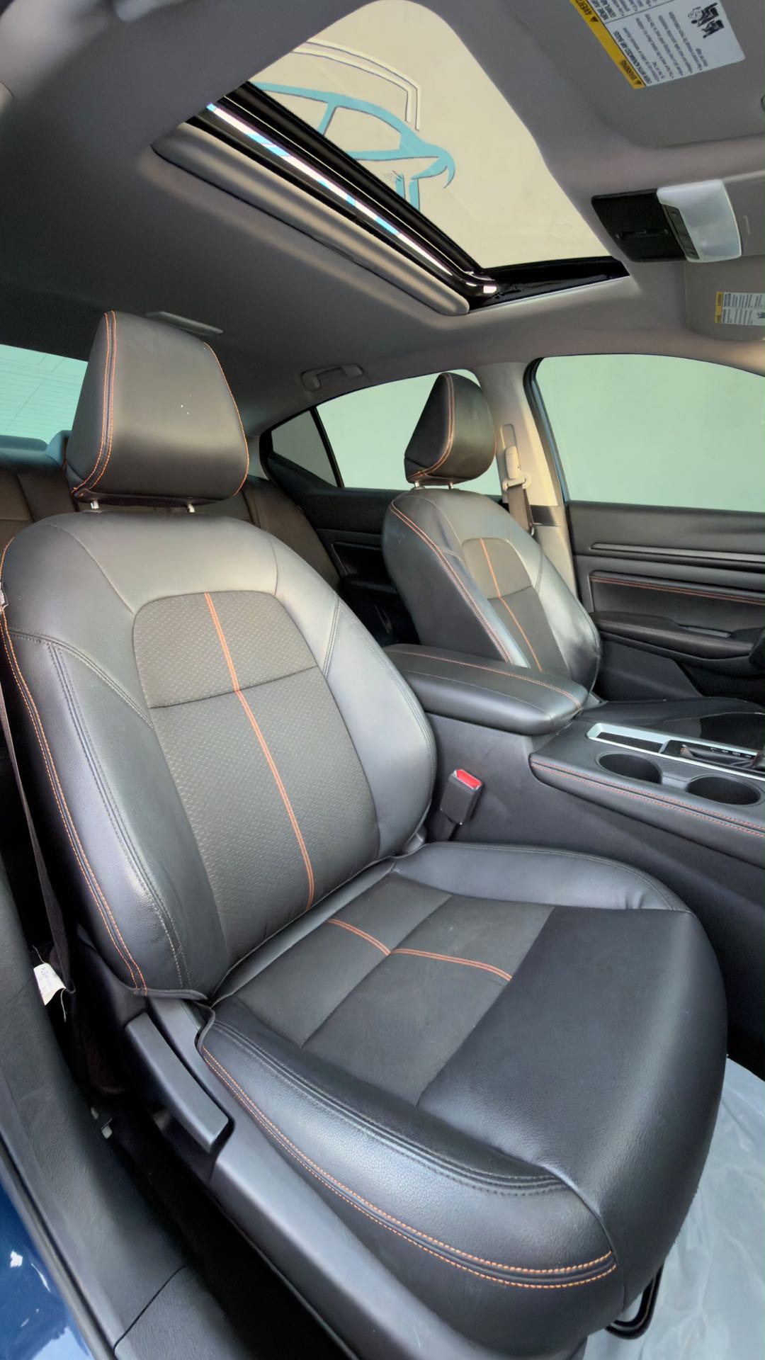 Car Image 2019 NISSAN ALTIMA SR