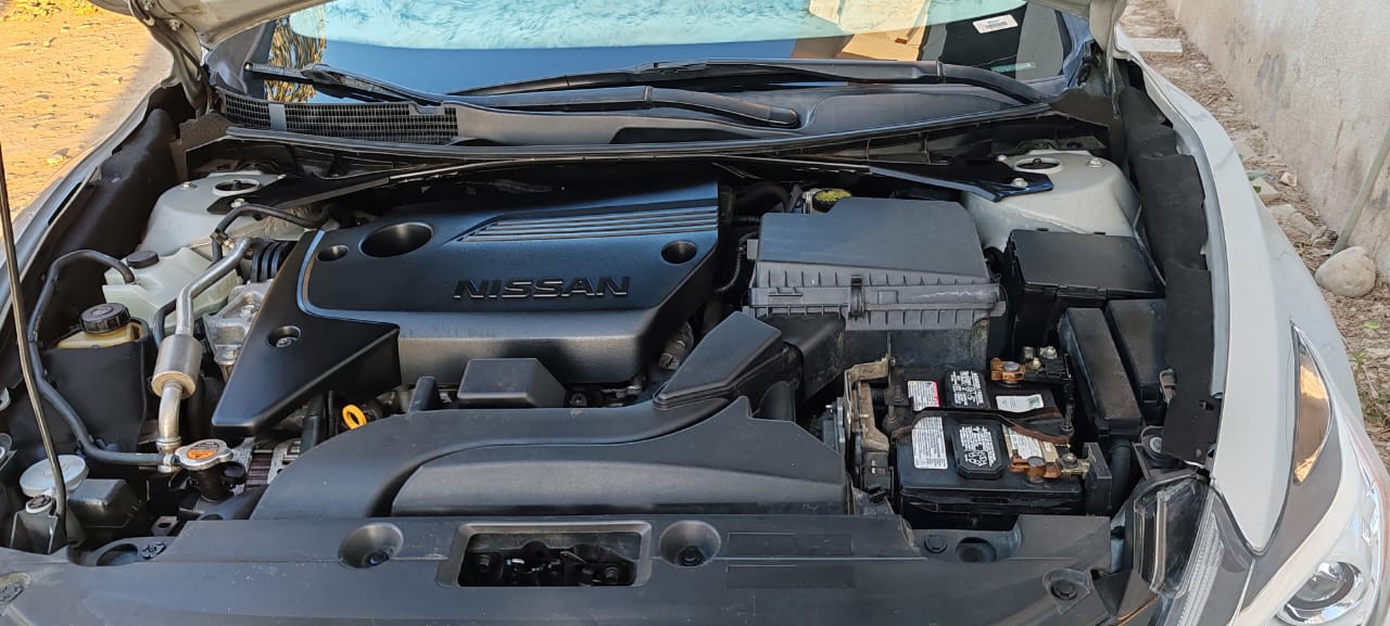Car Image 2018 NISSAN ALTIMA SV