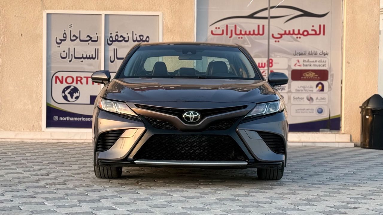 Car Image 2019 TOYOTA CAMRY SE
