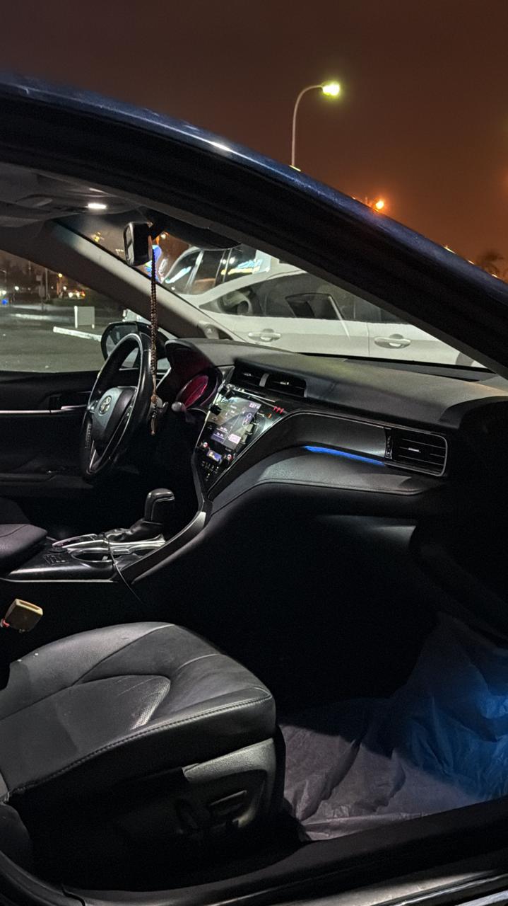 Car Image 2019 TOYOTA CAMRY XSE