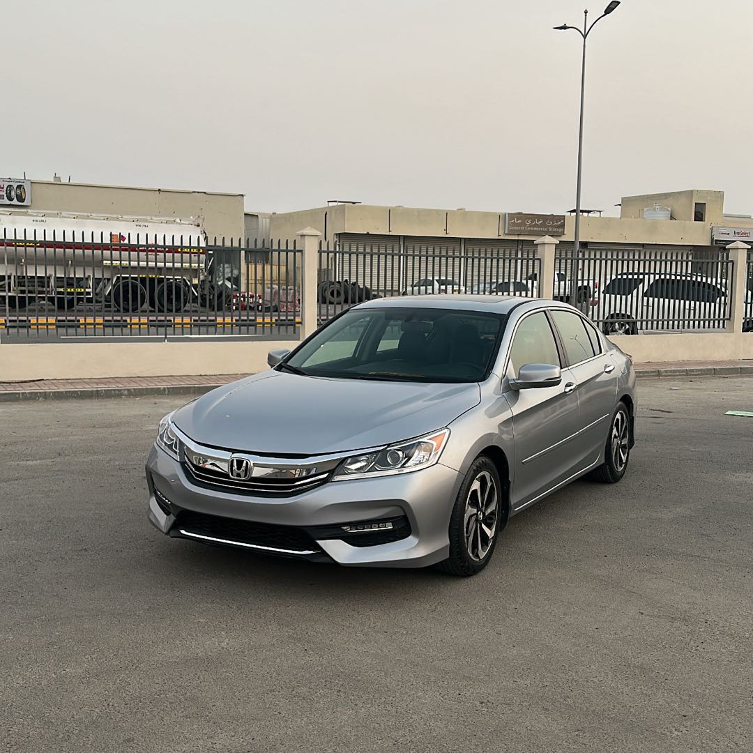 Car Image 2017 HONDA ACCORD EX