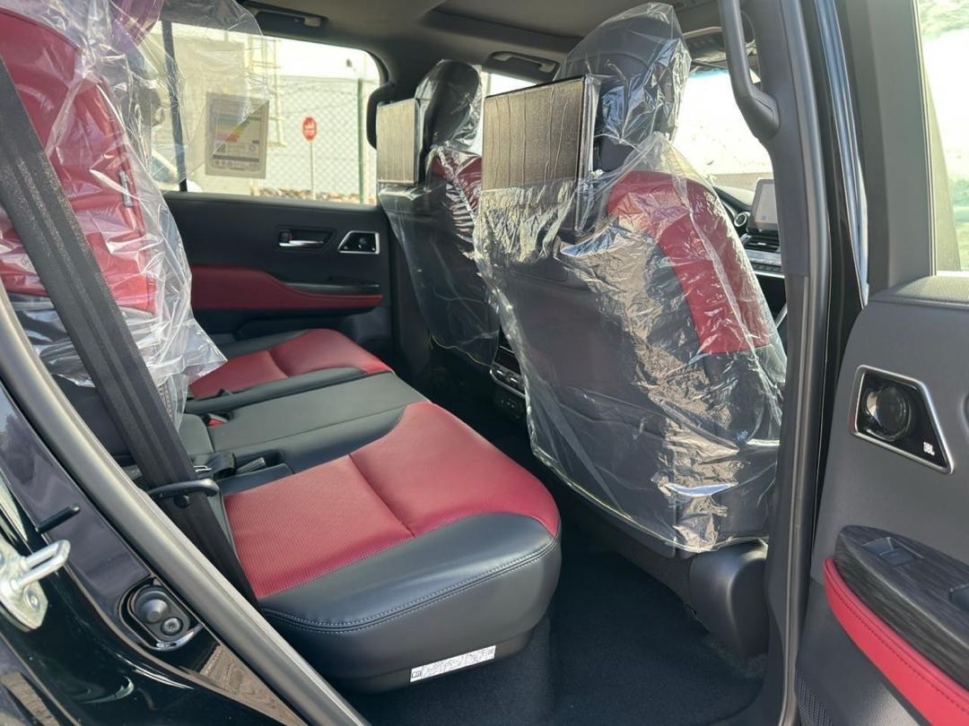 Car Image 2026 TOYOTA LAND CRUISER VX.R