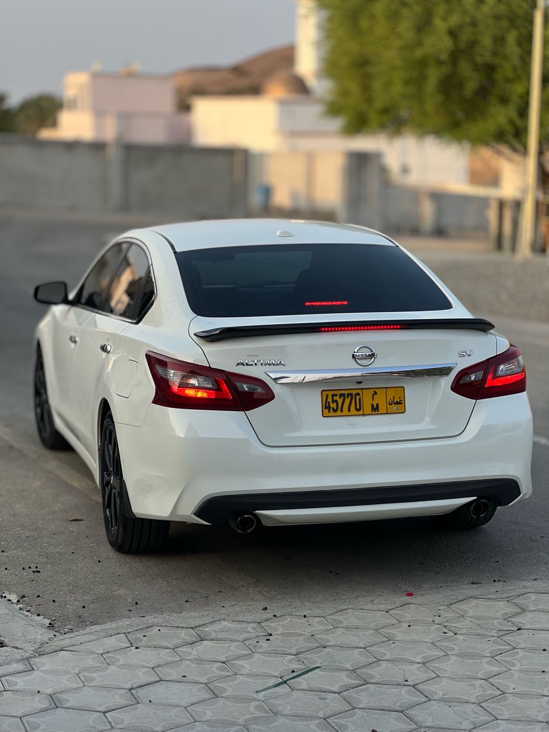 Car Image 2018 NISSAN ALTIMA SV