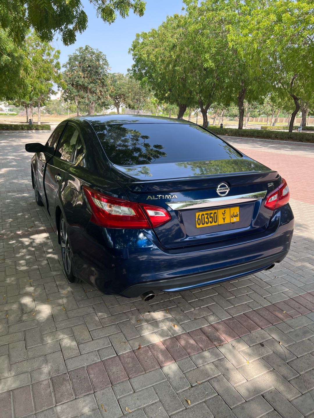 Car Image 2016 NISSAN ALTIMA SV