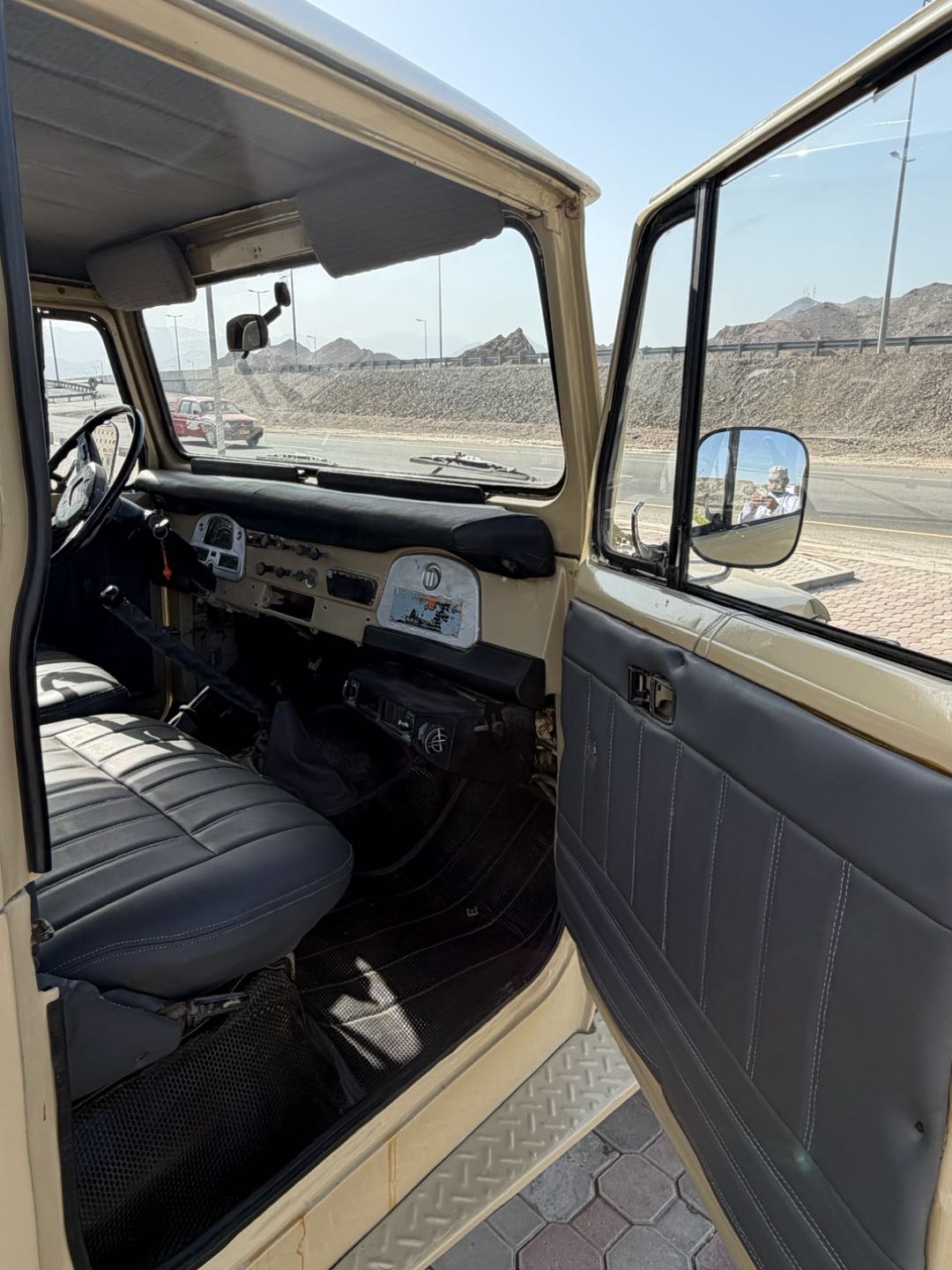Car Image 1984 TOYOTA LAND CRUISER G.R
