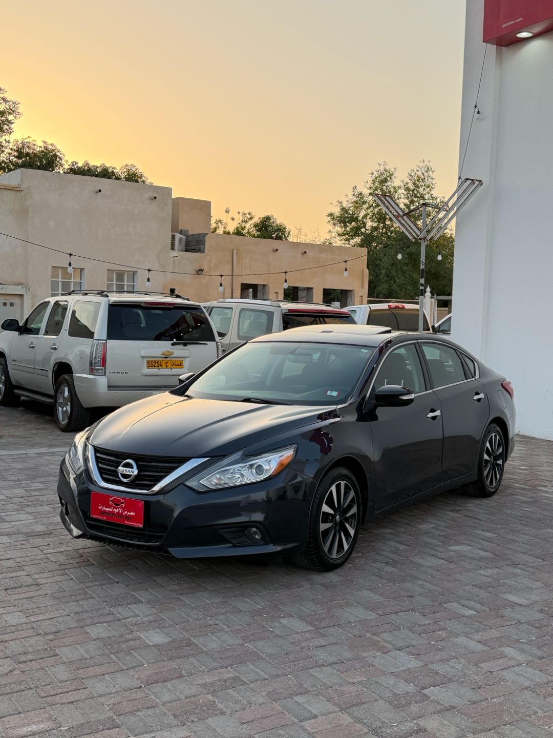 Car Image 2018 NISSAN ALTIMA SV
