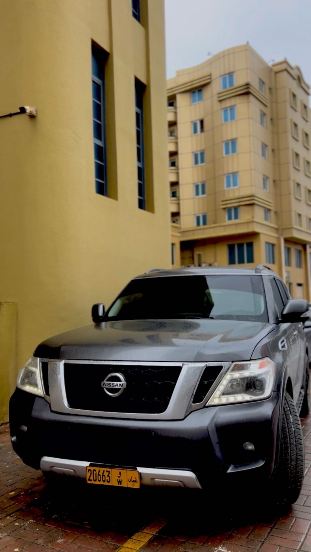 Car Image 2017 NISSAN ARMADA 