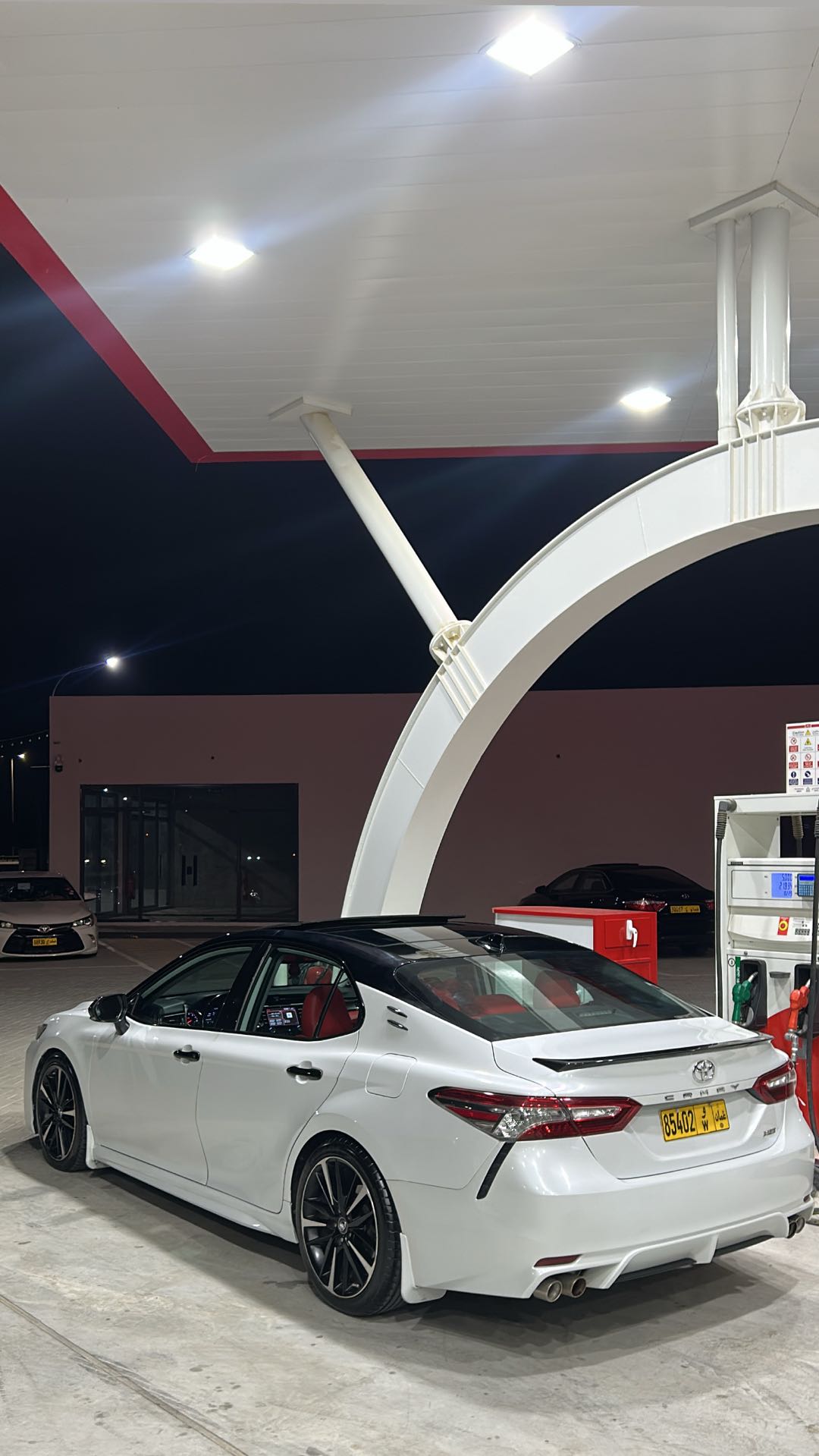Car Image 2019 TOYOTA CAMRY XSE