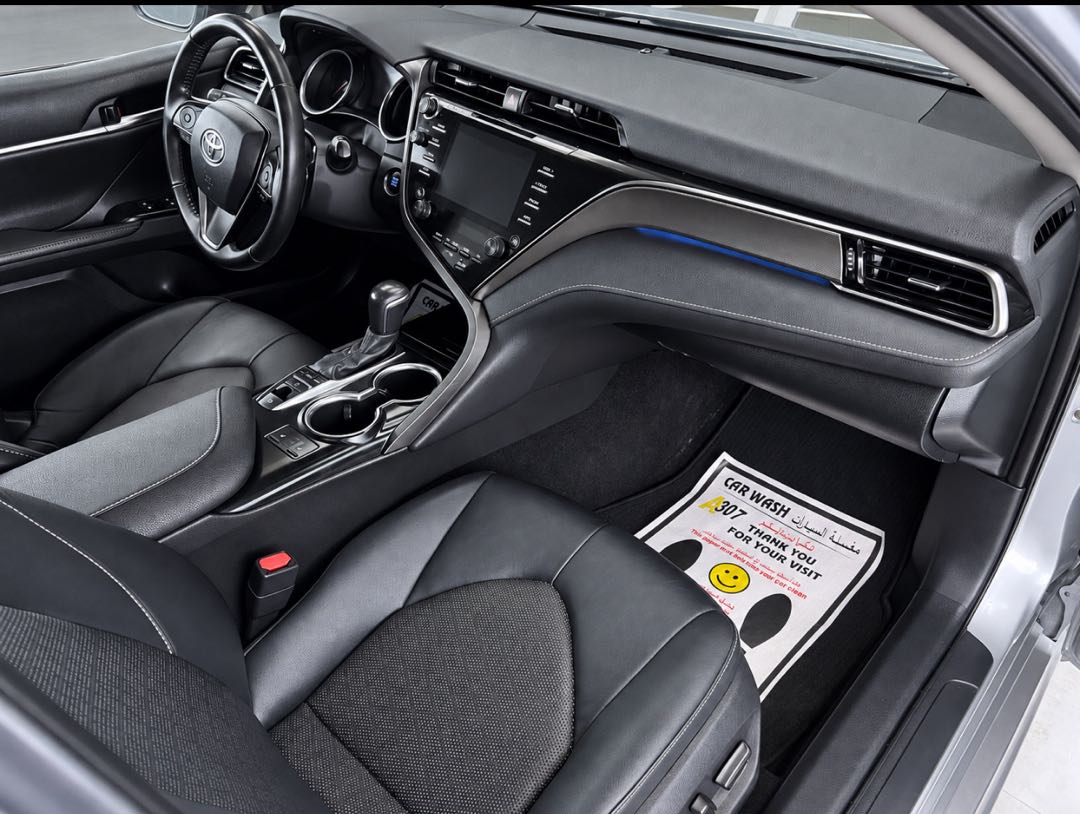 Car Image 2020 TOYOTA CAMRY XSE