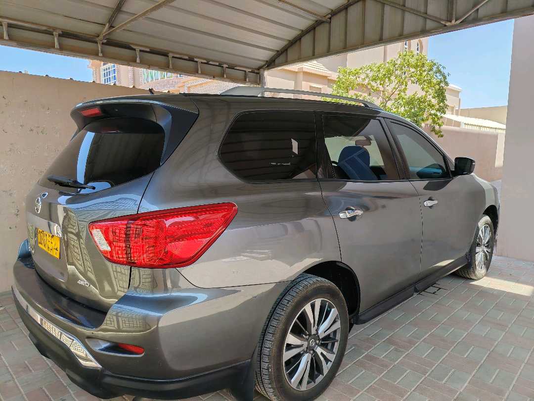 Car Image 2018 NISSAN PATHFINDER S