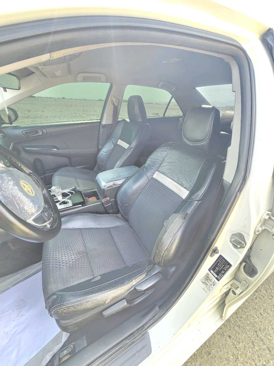 Car Image 2014 TOYOTA CAMRY GL