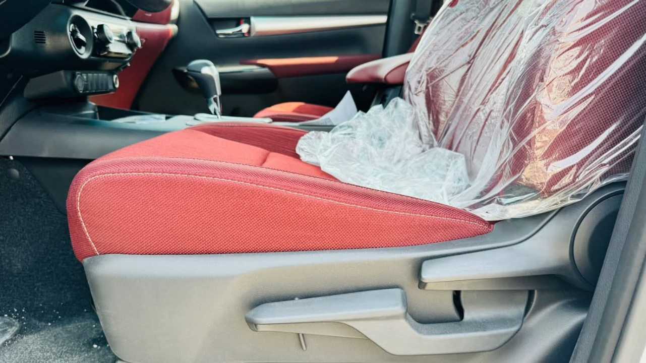 Car Image 2026 TOYOTA HILUX 