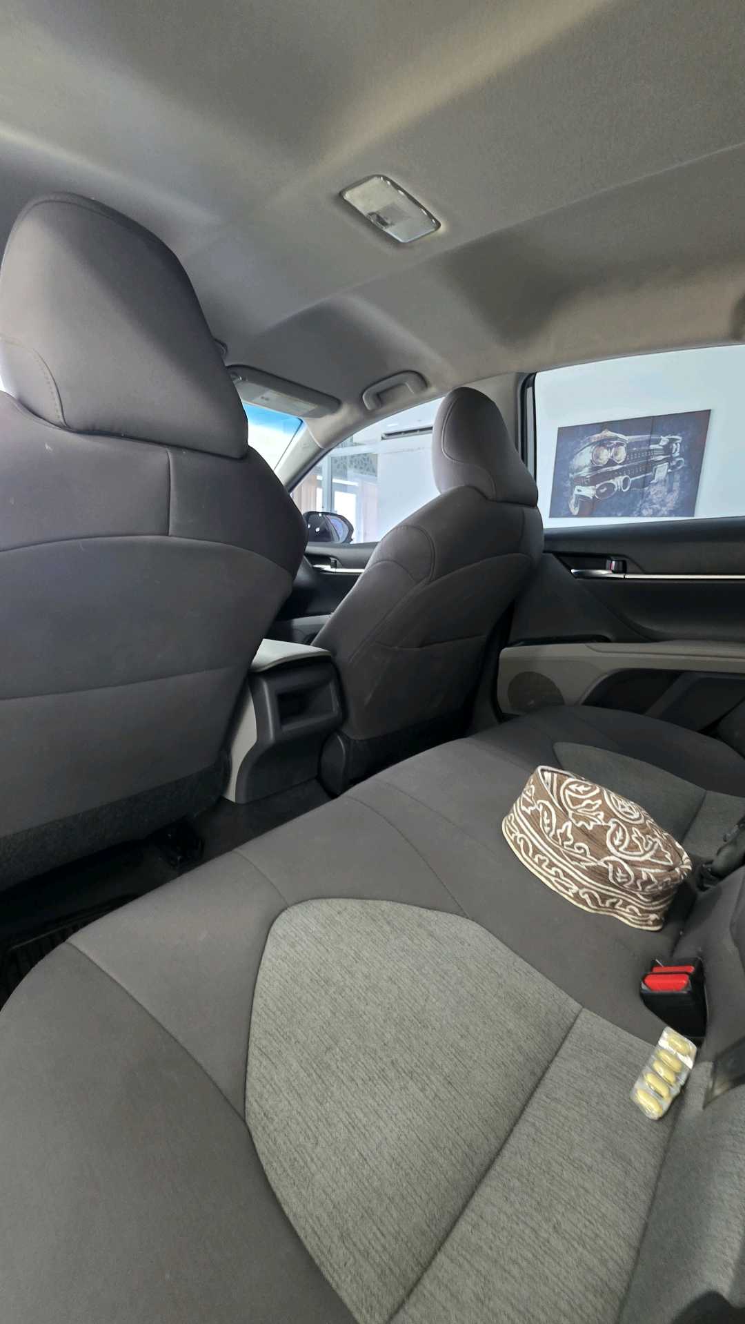 Car Image 2020 TOYOTA CAMRY LE