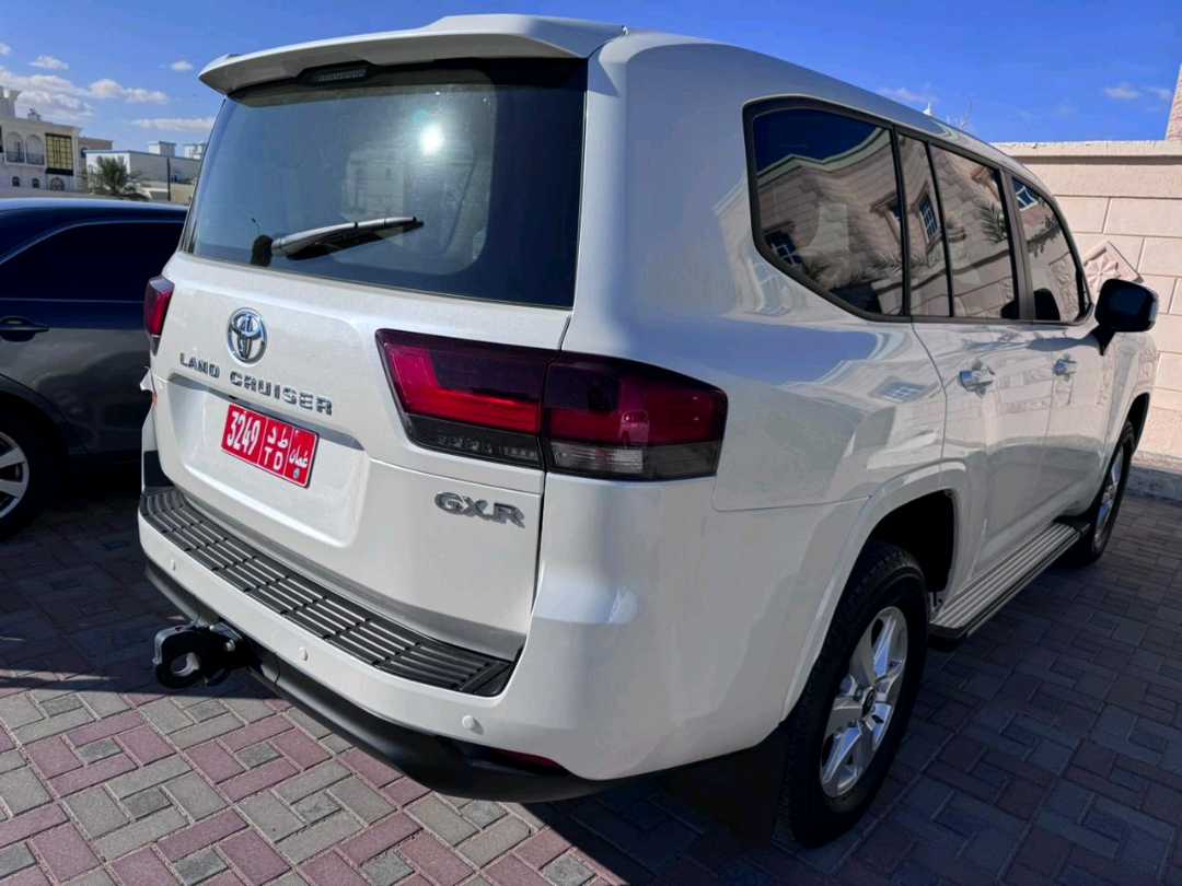 TOYOTA LAND CRUISER 2024