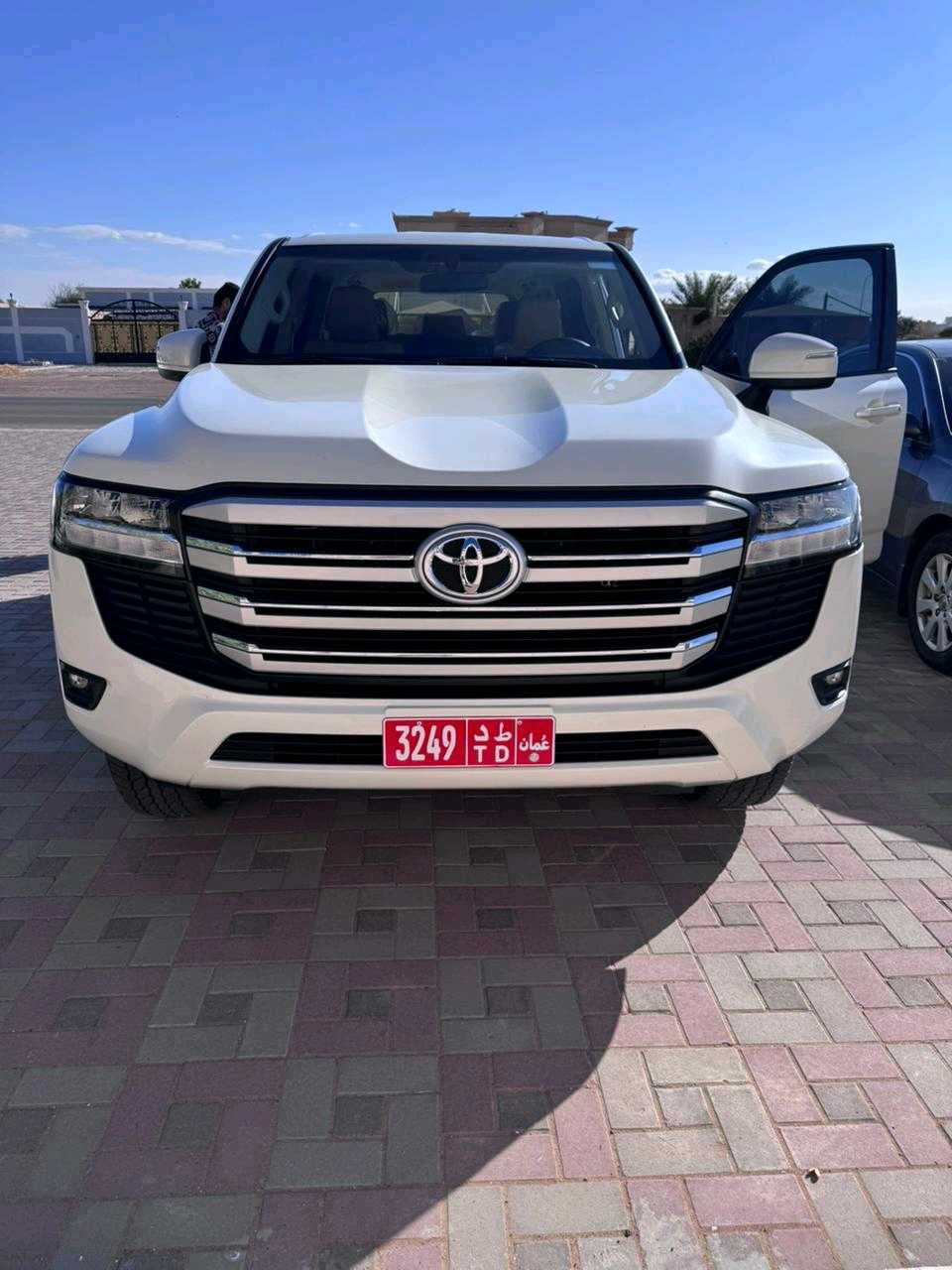 TOYOTA LAND CRUISER 2024