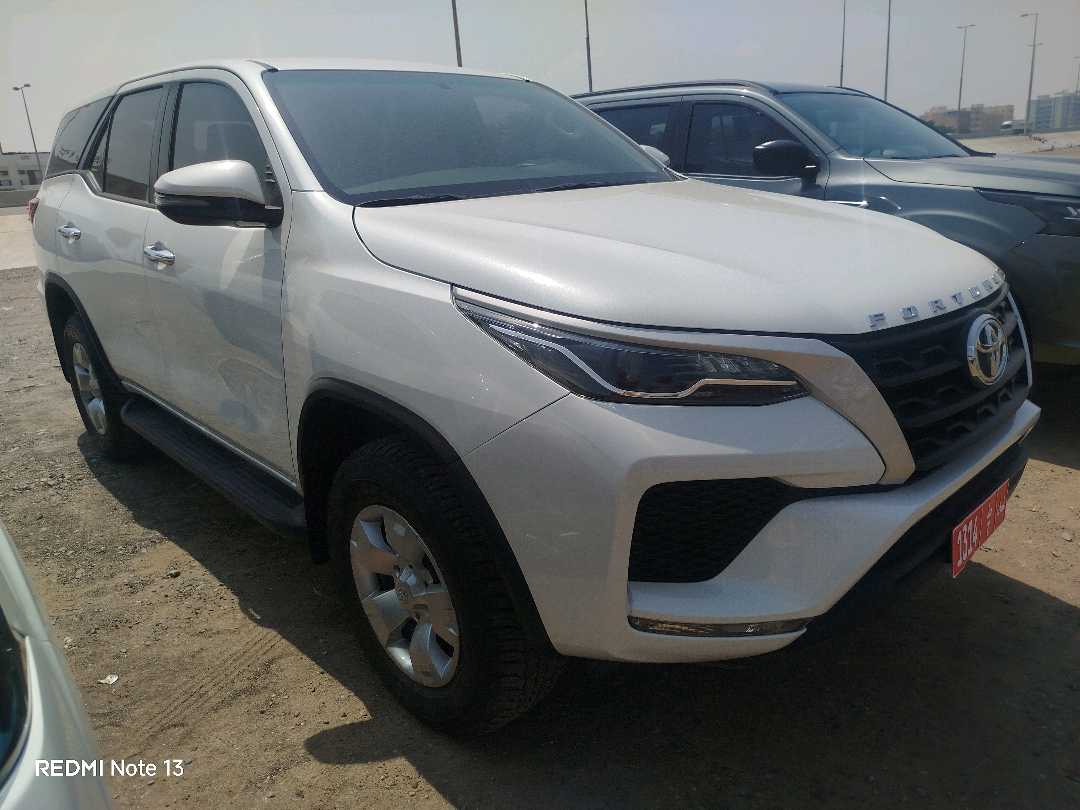 TOYOTA FORTUNER 2025