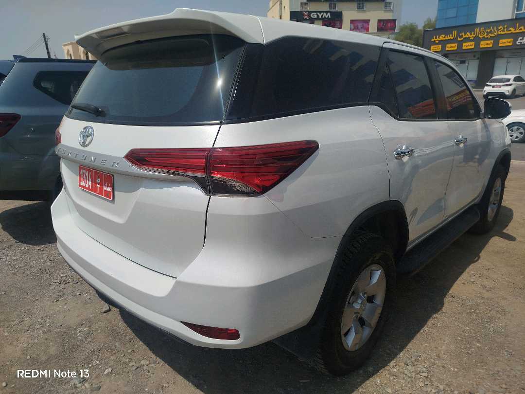 TOYOTA FORTUNER 2025