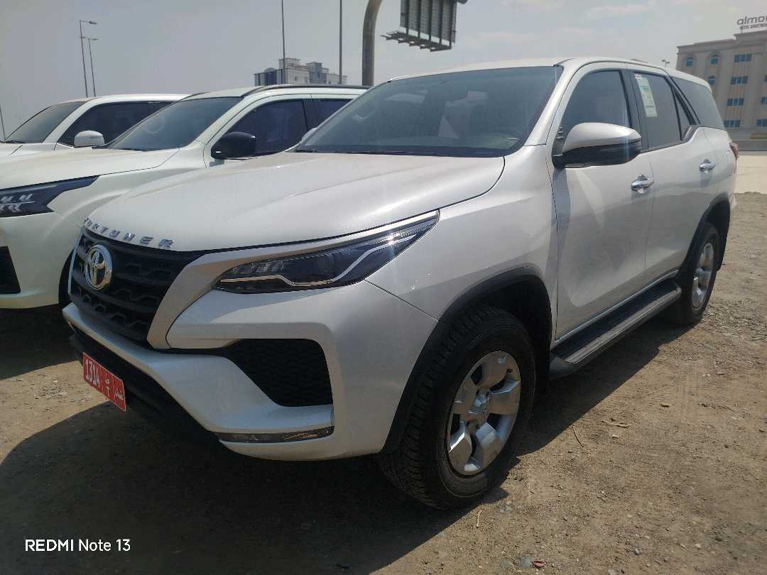 TOYOTA FORTUNER 2025