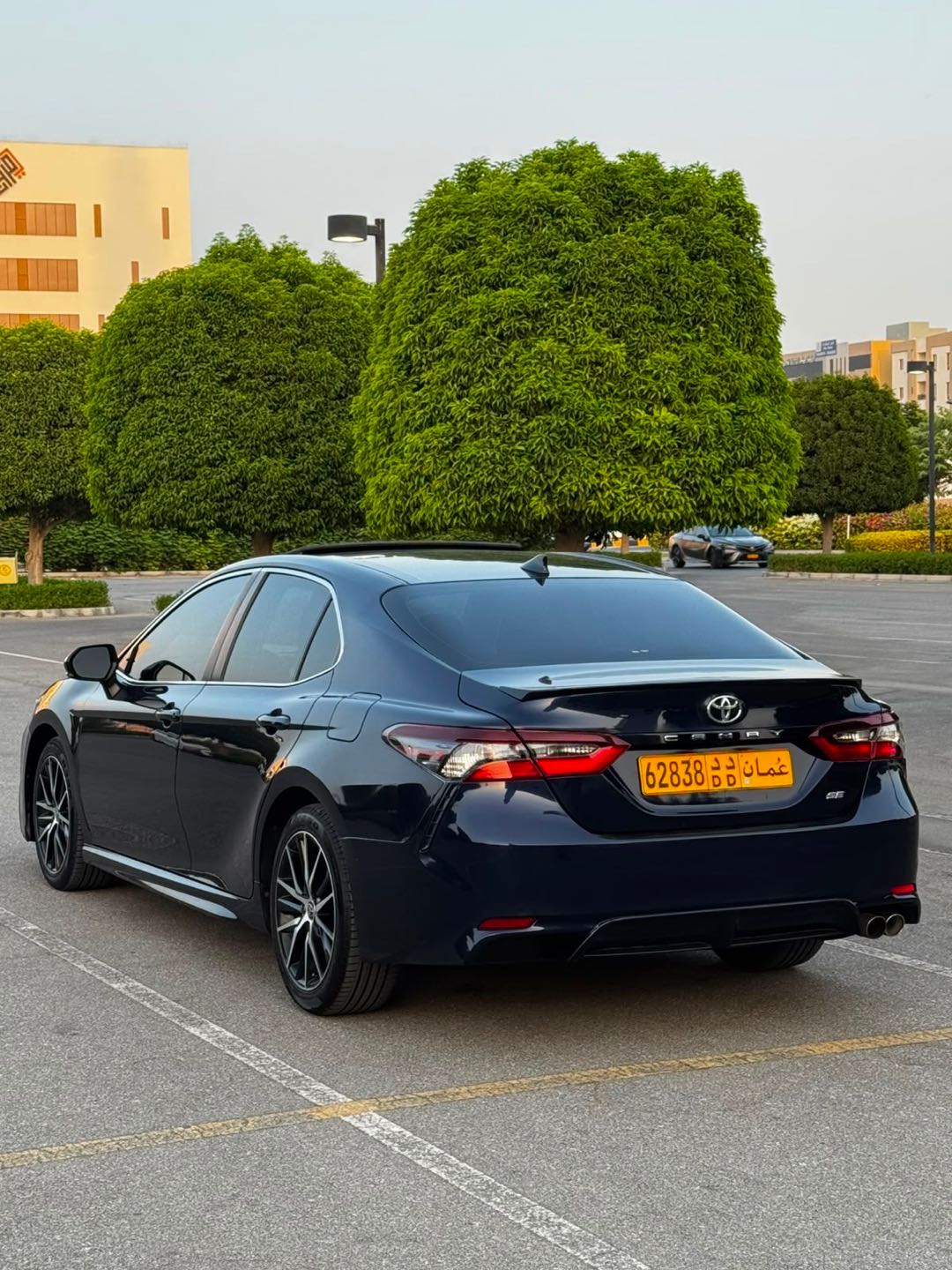 Car Image 2021 TOYOTA CAMRY SE