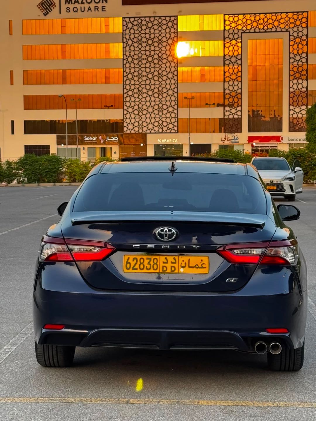 Car Image 2021 TOYOTA CAMRY SE