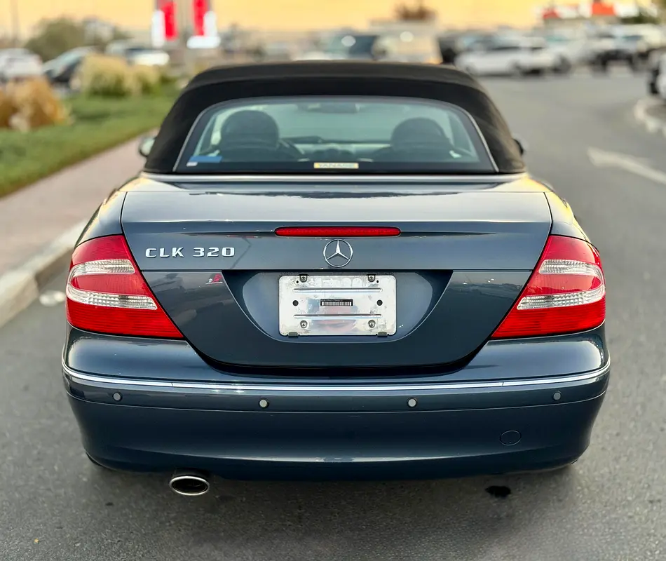 Car Image 2005 MERCEDES CLK CLASS 