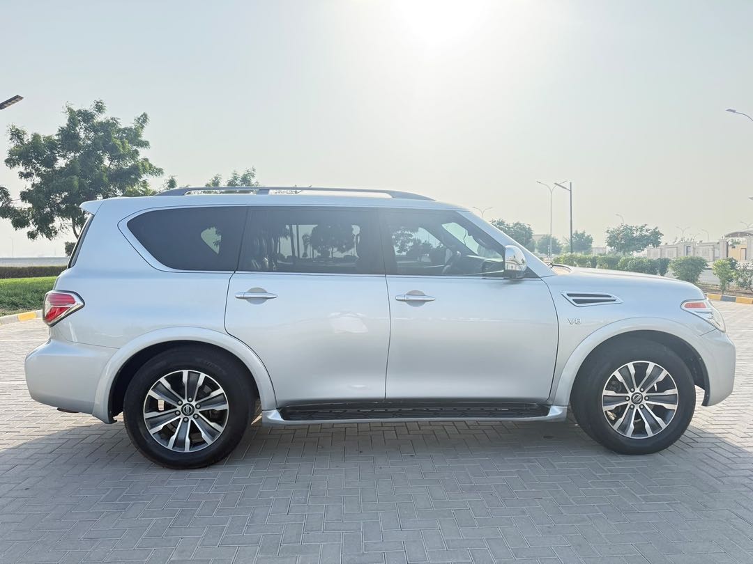 Car Image 2019 NISSAN ARMADA 