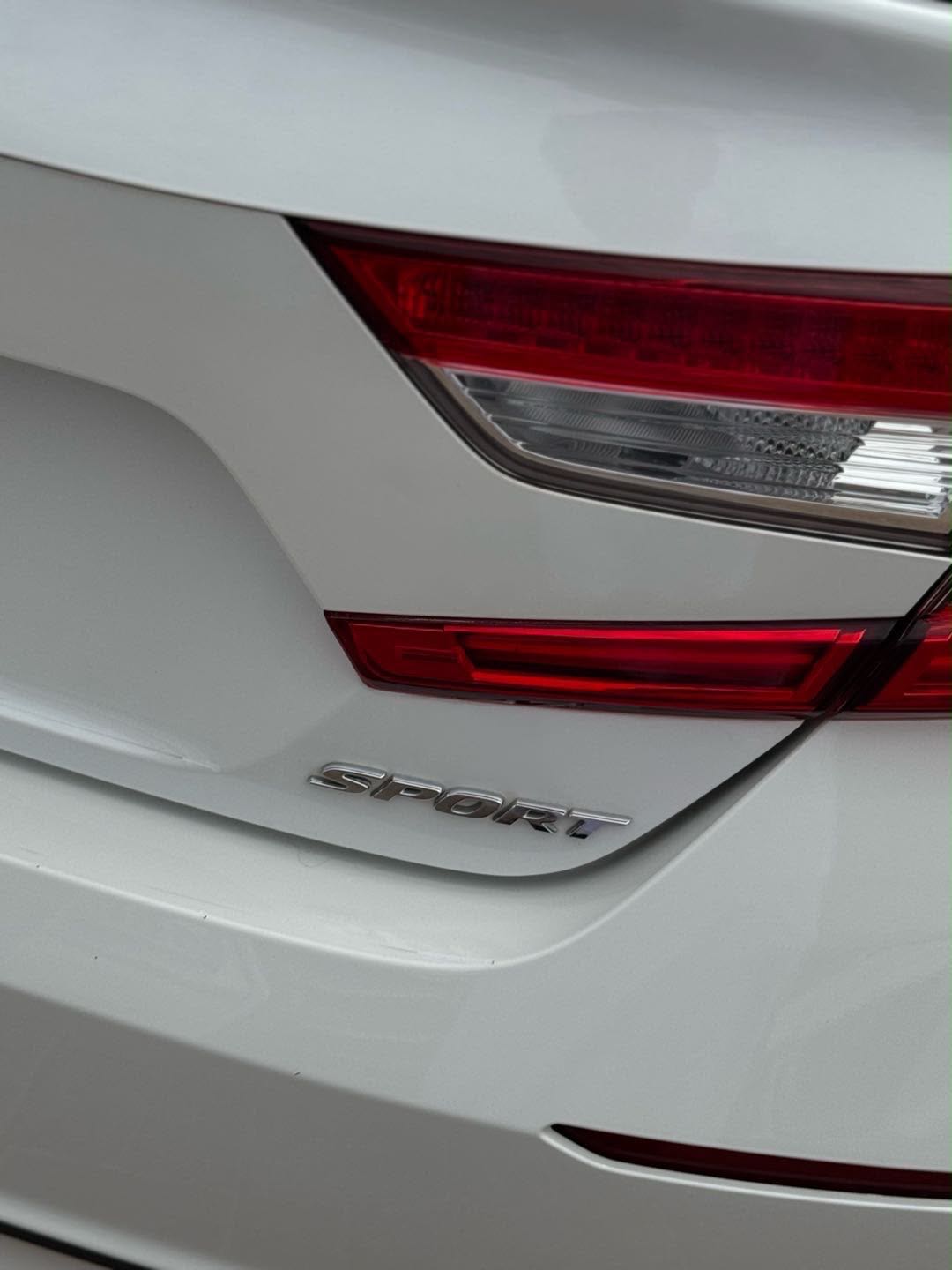 Car Image 2022 HONDA ACCORD SPORT