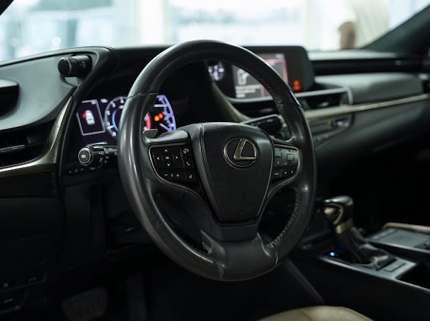 Car Image 2019 LEXUS ES 350