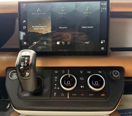 LAND ROVER DEFENDER 2025