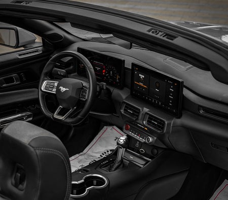 FORD MUSTANG 2024