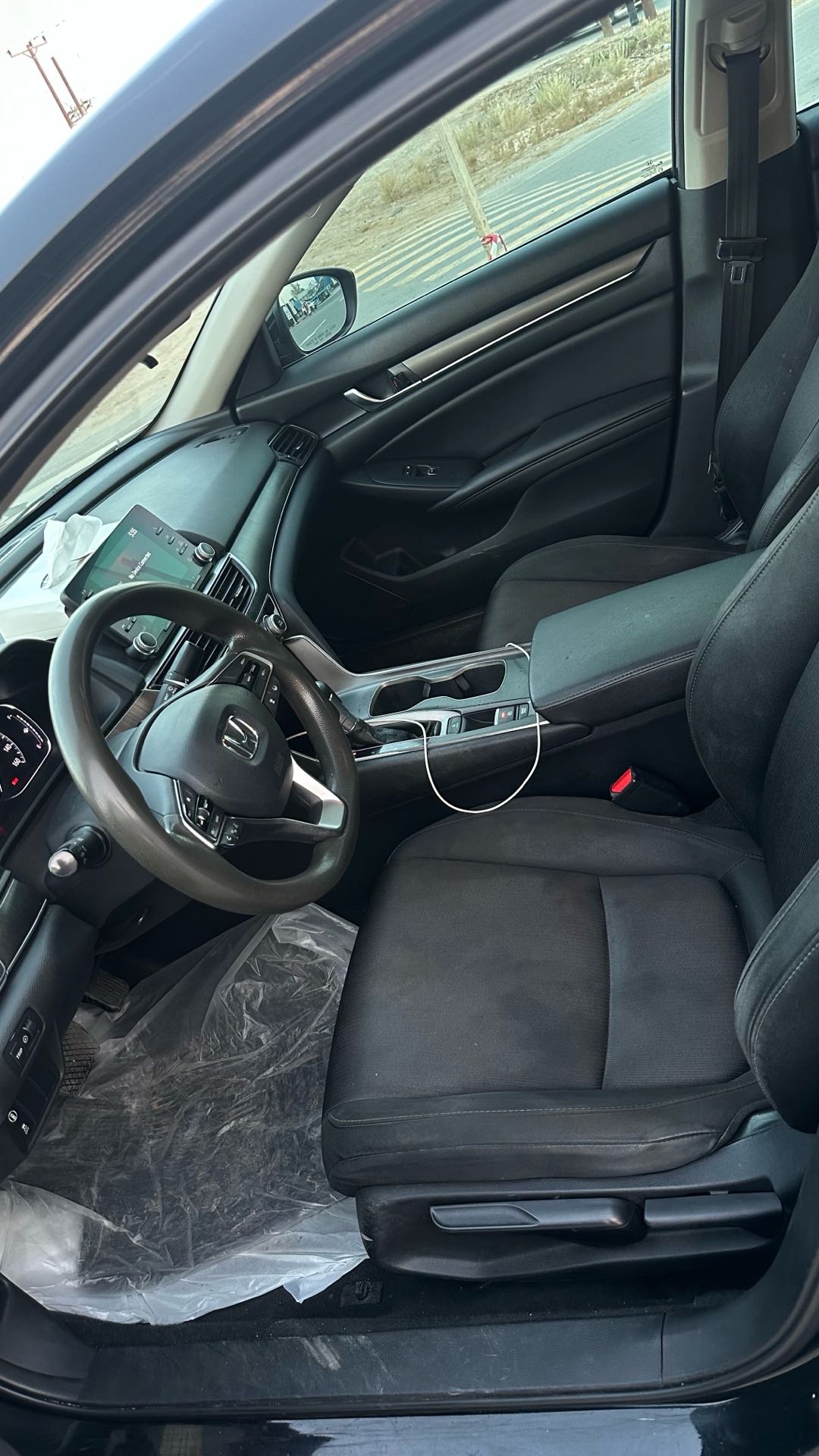 Car Image 2019 HONDA ACCORD LX