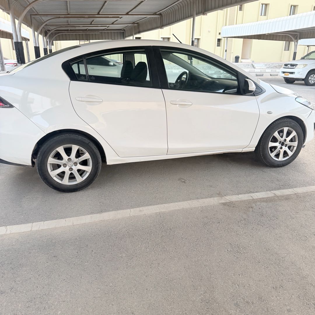 Car Image 2013 MAZDA 2 