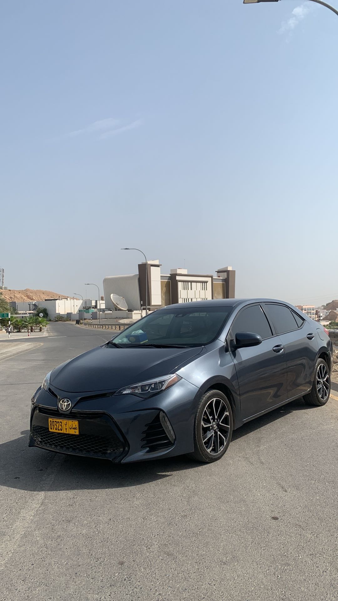 Car Image 2019 TOYOTA COROLLA LE