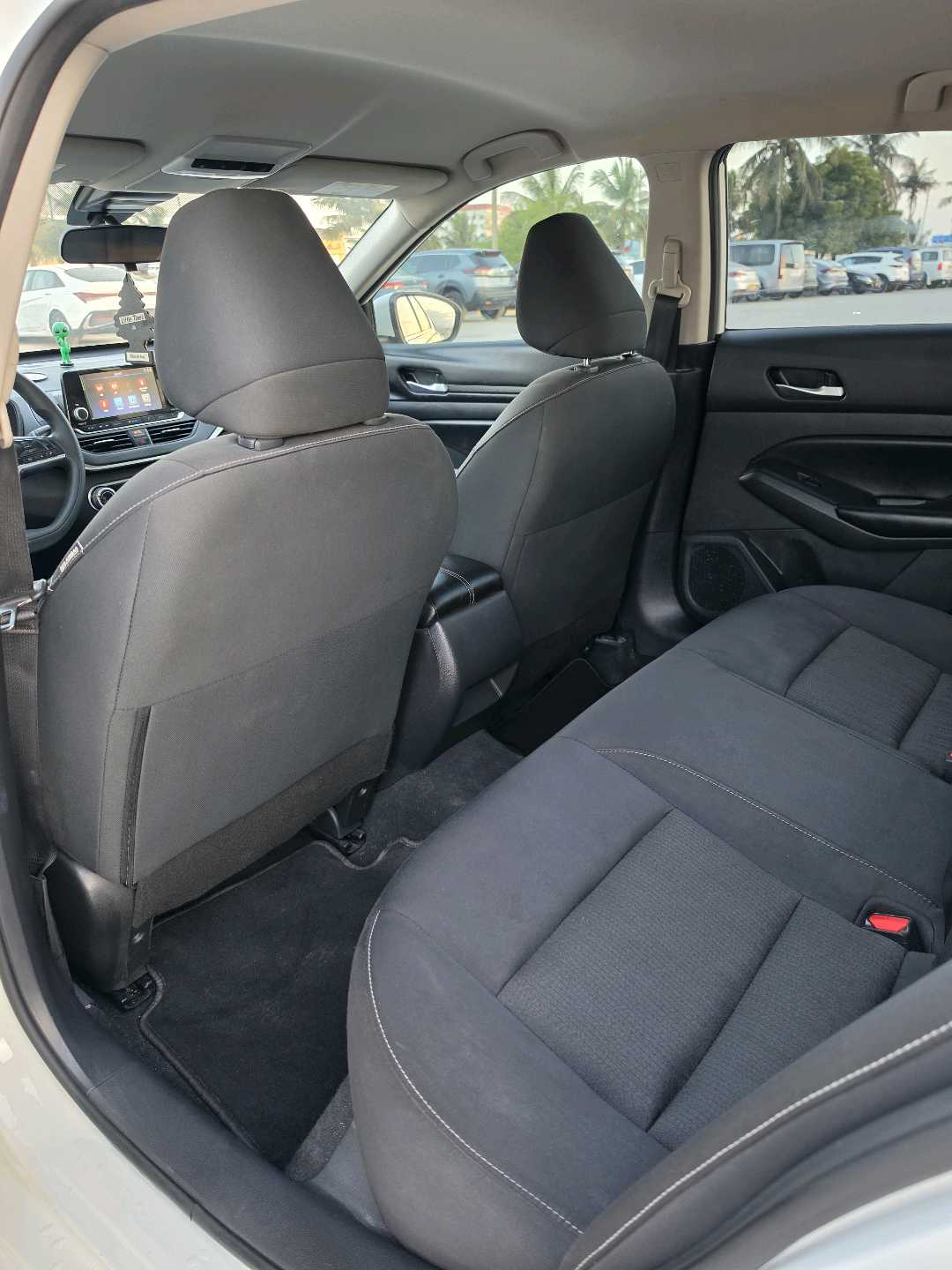 Car Image 2022 NISSAN ALTIMA SR
