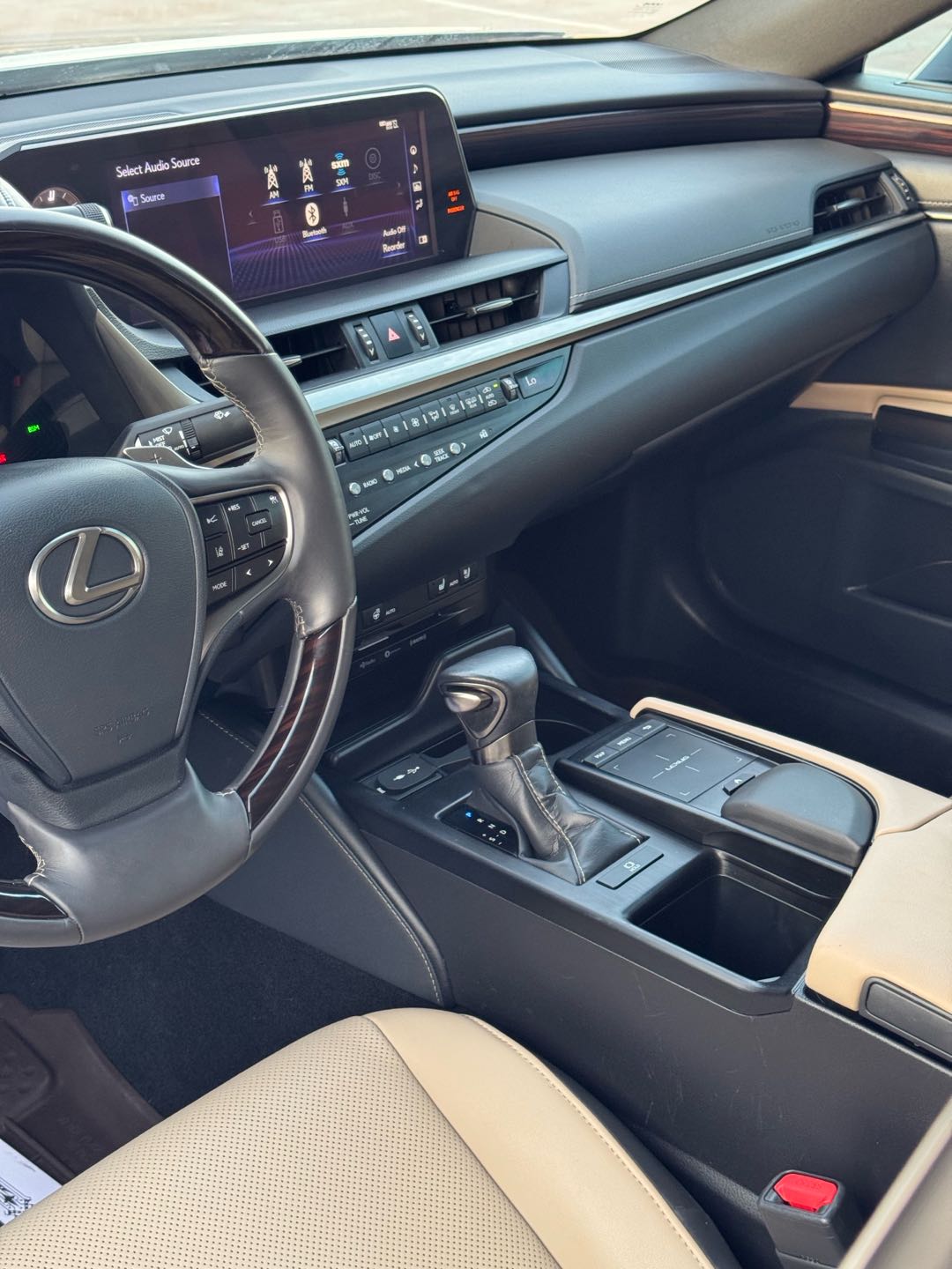 Car Image 2020 LEXUS ES 350