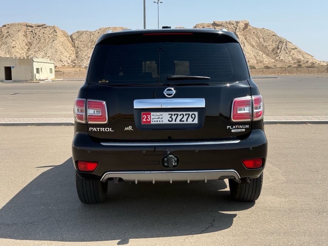 Car Image 2018 NISSAN PATROL Platinum