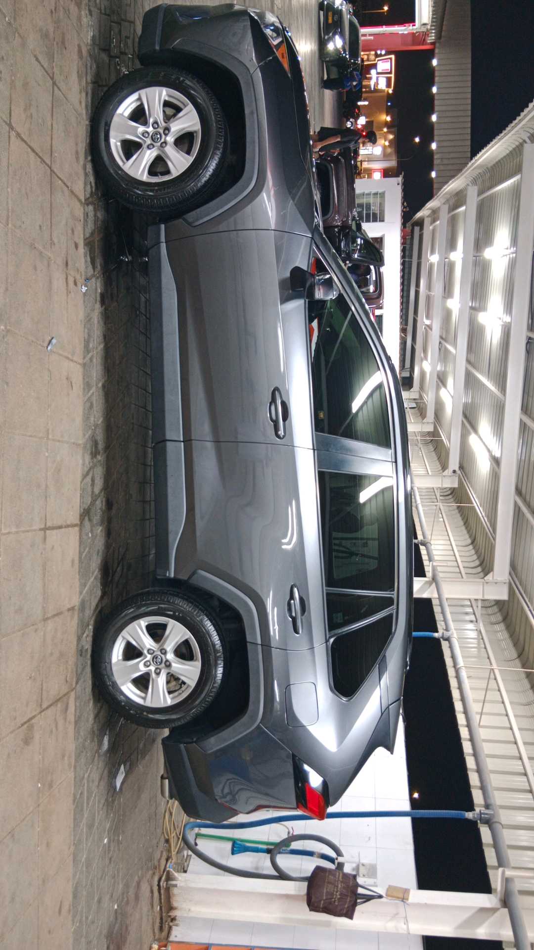 Car Image 2019 TOYOTA RAV4 XLE