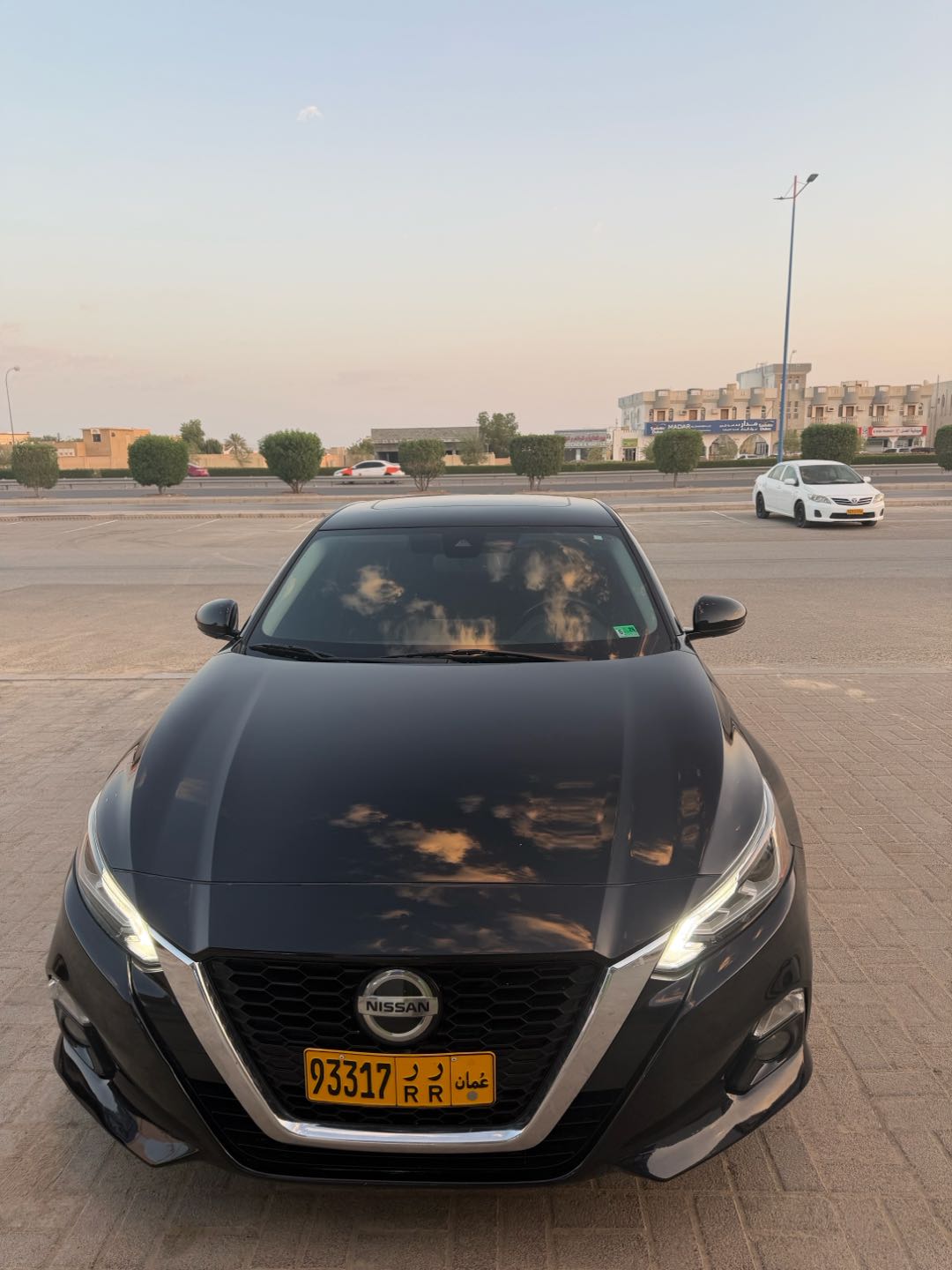Car Image 2019 NISSAN ALTIMA SL