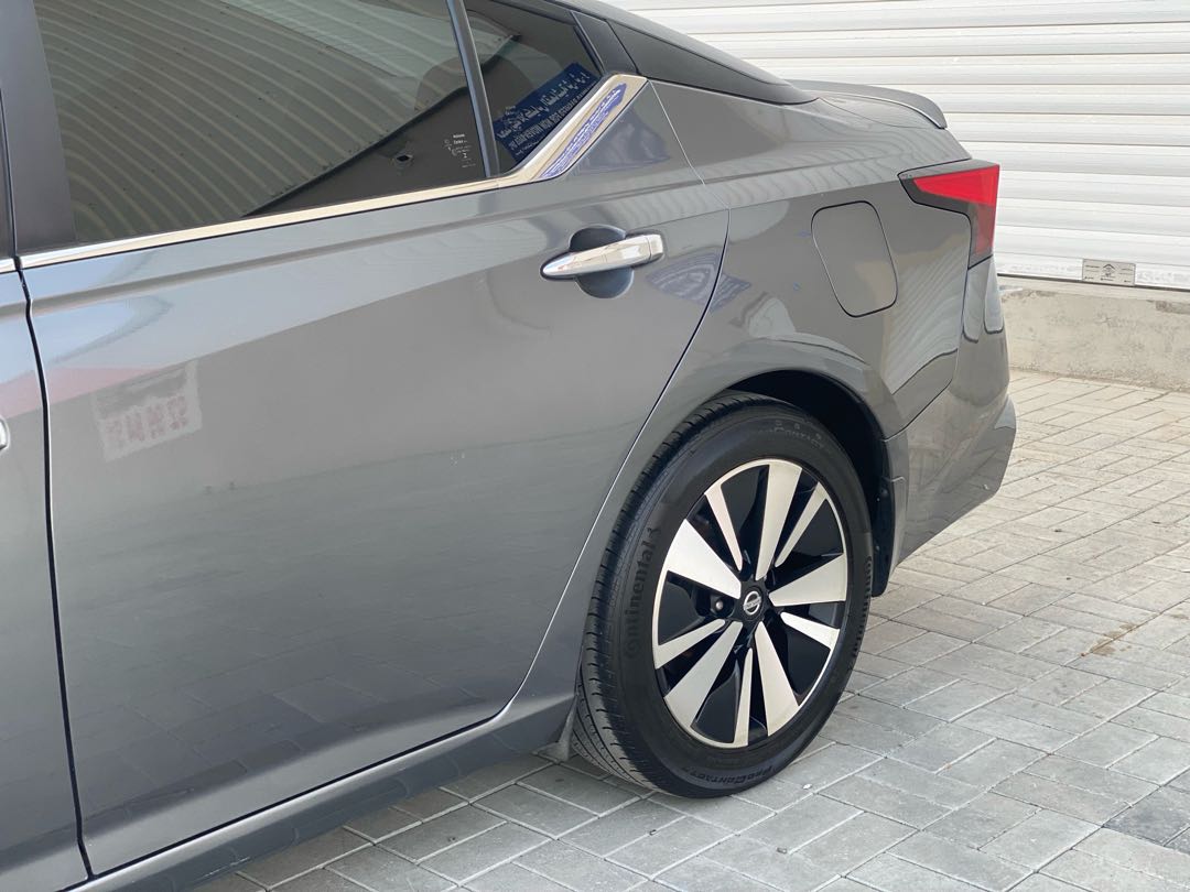 Car Image 2019 NISSAN ALTIMA S