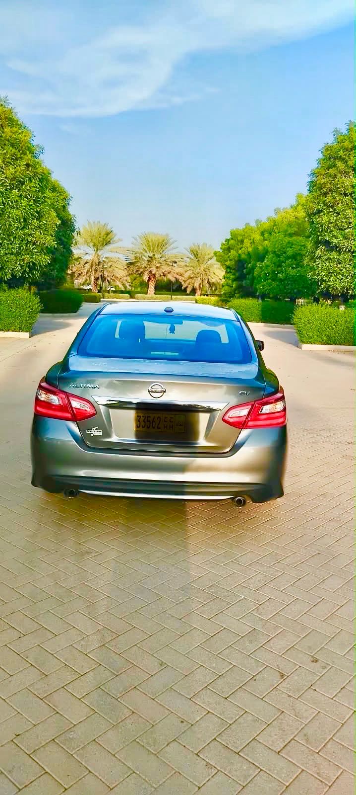 Car Image 2017 NISSAN ALTIMA SL