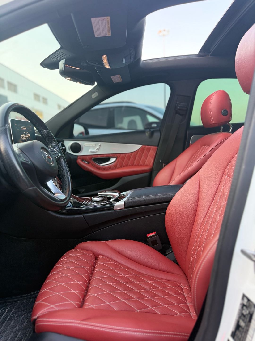 Car Image 2018 MERCEDES C Class 300